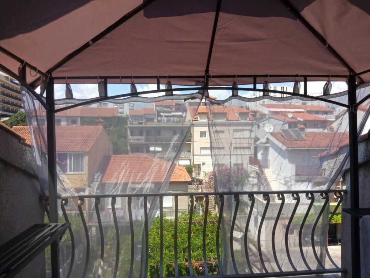Apartments Tomisa Split Exterior photo