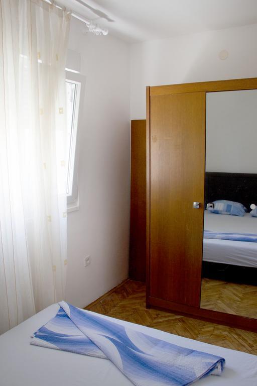 Apartments Tomisa Split Room photo