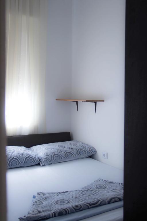 Apartments Tomisa Split Room photo
